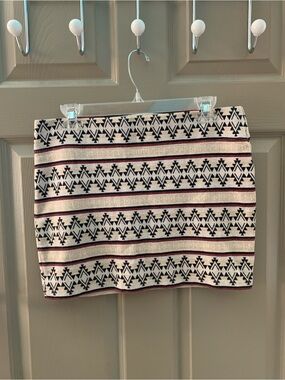 Nollie PacSun Aztec Tribal Jacquard Knit Mini Skirt Size L Cream Black Boho Y2K